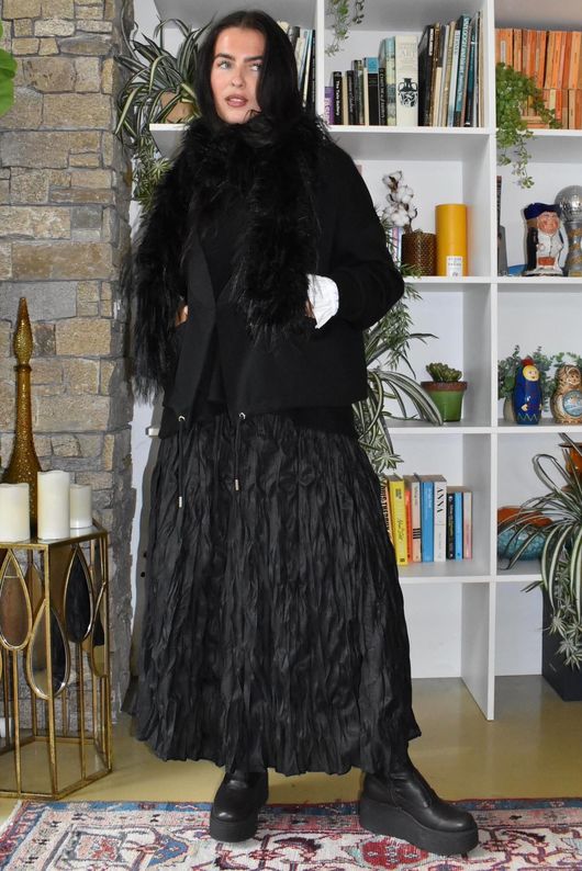 Twisted Sister Crinkle Midi Skirt Black